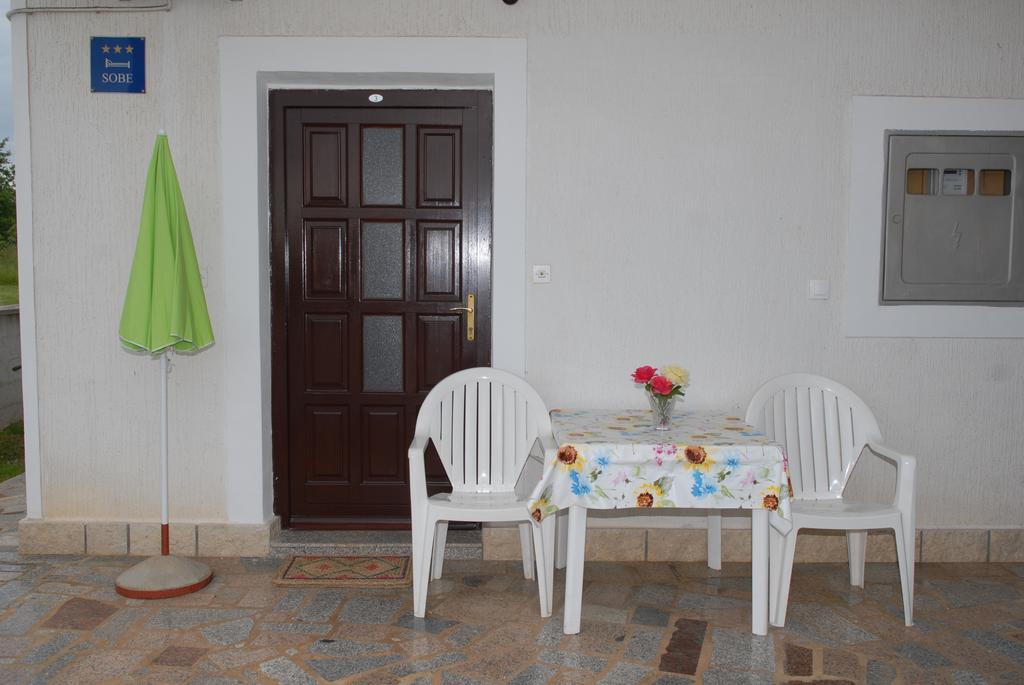 Apartment Vesna Veleniki ภายนอก รูปภาพ