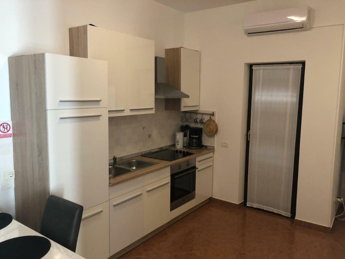 Apartment Vesna Veleniki ภายนอก รูปภาพ