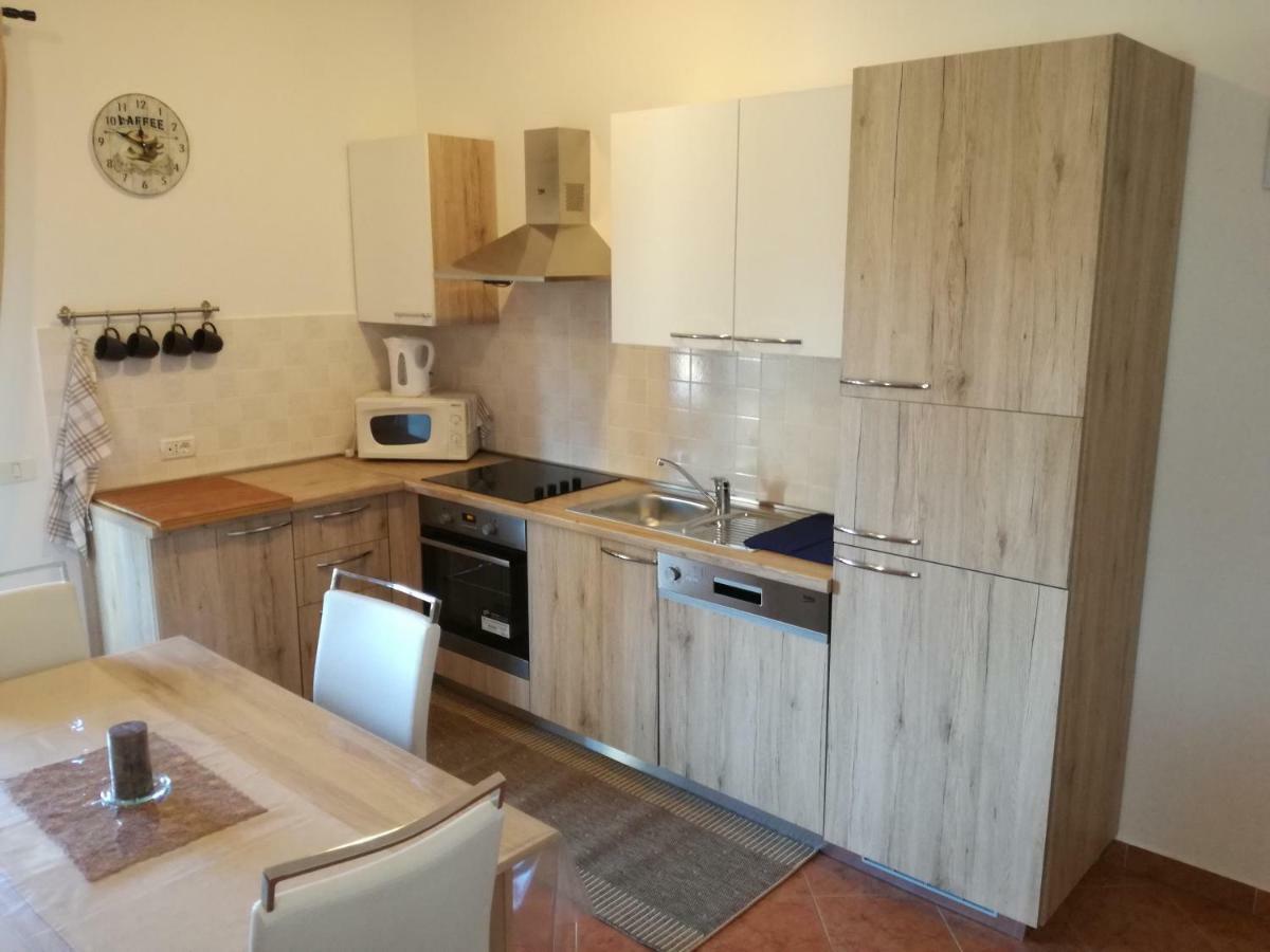Apartment Vesna Veleniki ภายนอก รูปภาพ