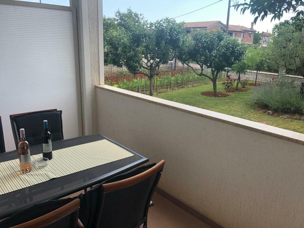 Apartment Vesna Veleniki ภายนอก รูปภาพ